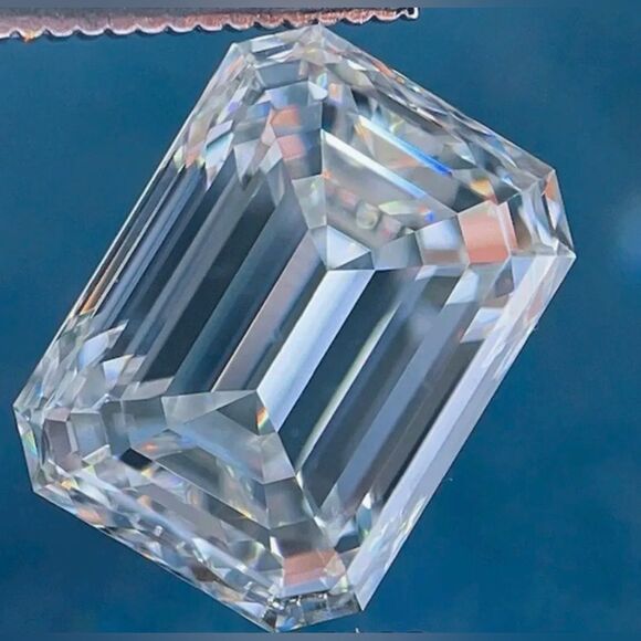 GRA Certified 5 Carat Ethical Moissanite Diamond Ring. 925 Silver. New. - Picture 3 of 10